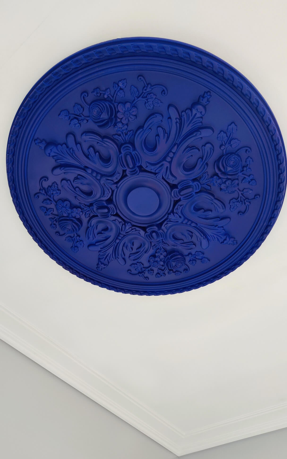 B3015 Mardom Decor rozeta – zdjęcie w aranżacji (producent Mardom Decor)