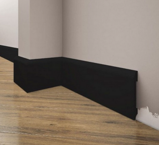 LPC-11 Czarna Creativa listwa przypodłogowa RAL 9005