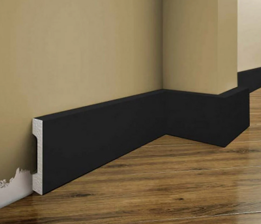 LPC-29 Czarna Creativa listwa przypodłogowa RAL 9005