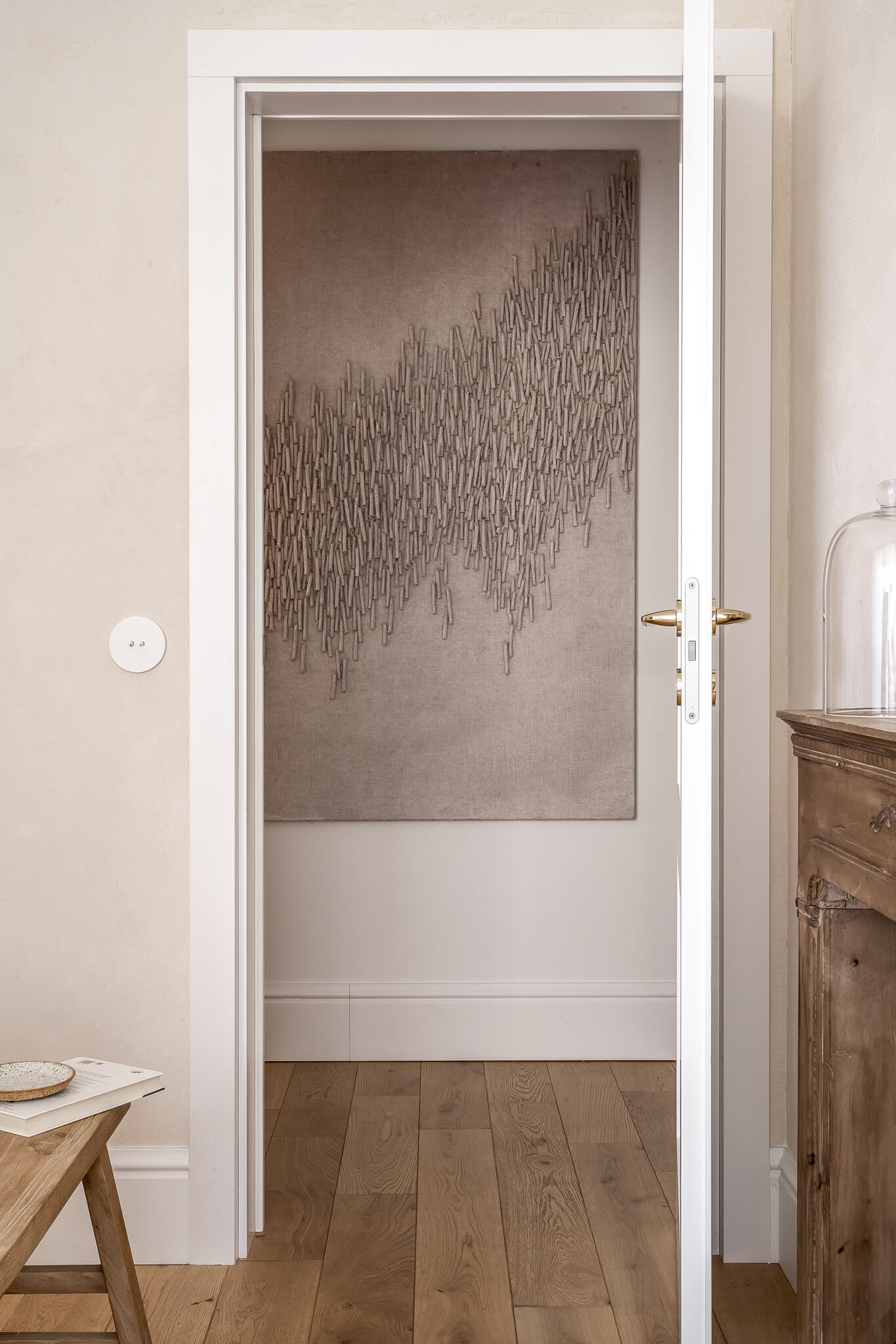 MD020P Mardom Decor listwa przypodłogowa – zdjęcie w aranżacji (producent Mardom Decor)