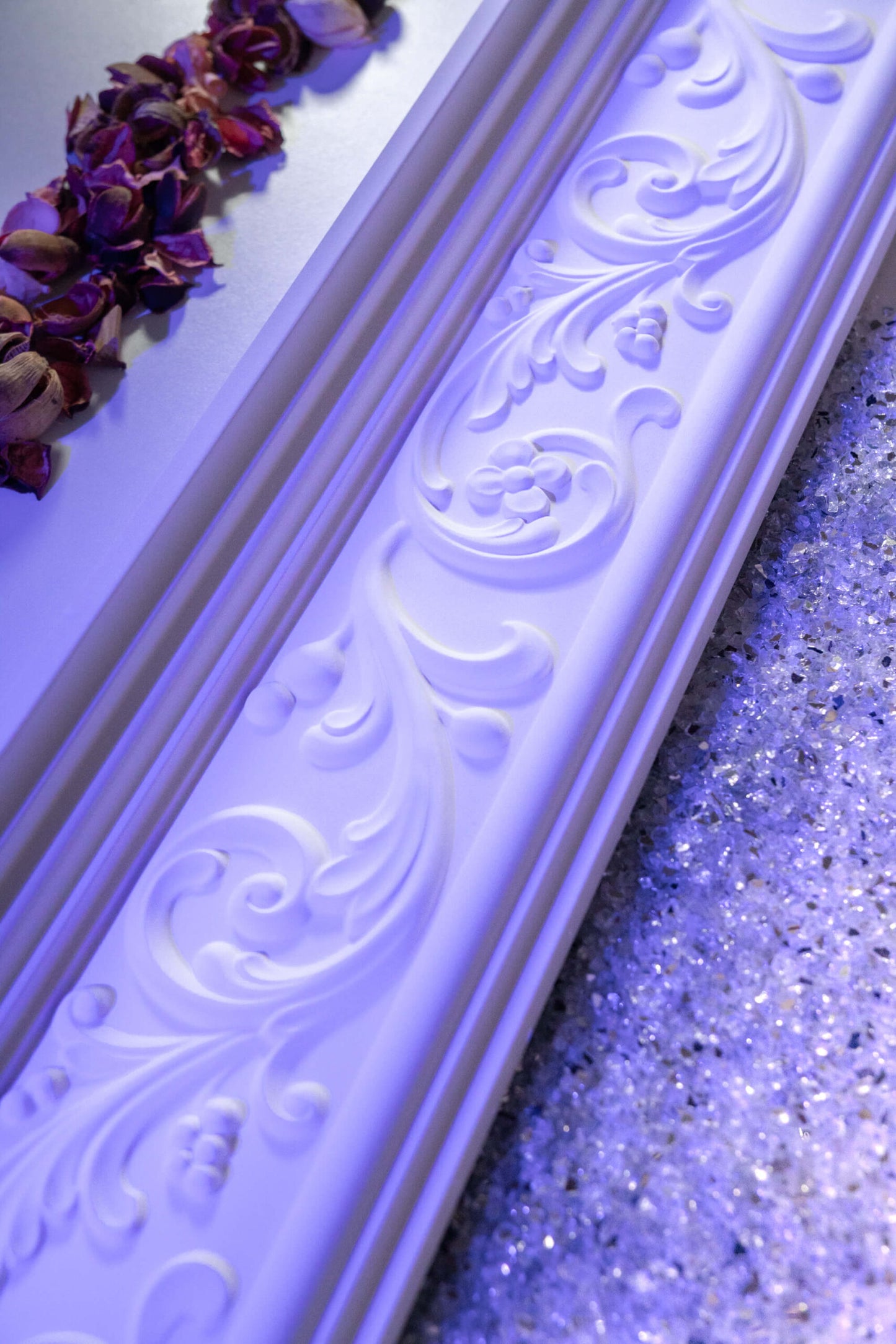 MDA072 Mardom Decor listwa sufitowa – zdjęcie w aranżacji (producent Mardom Decor)