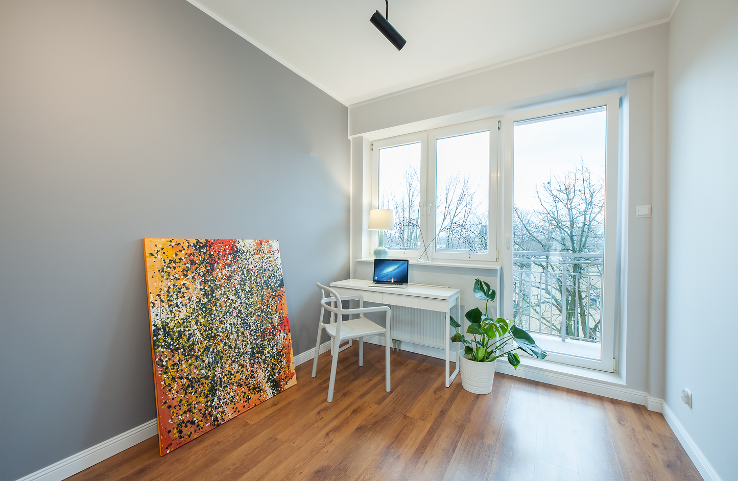 MD094 Mardom Decor listwa przypodłogowa – zdjęcie w aranżacji (producent Mardom Decor)